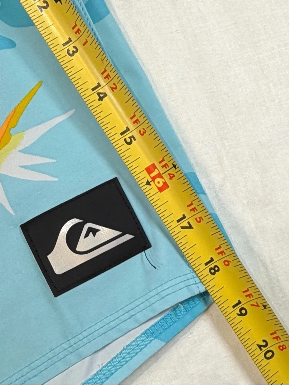 Quiksilver light blue